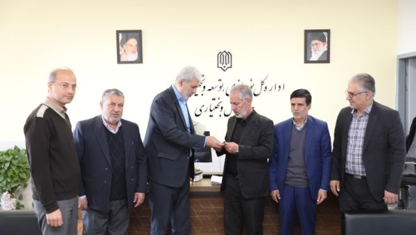 خانواده معلم فقید شهرکرد "محمد رضا کوهی"۶۰ میلیارد ریال برای تکمیل مدرسه تقبل کرد