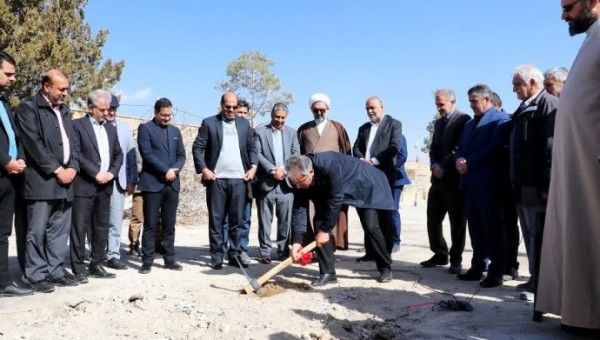 آغاز عملیات ساخت دبستان ۹کلاسه خیر ساز حضرت زهرا (س) مهریز یزد