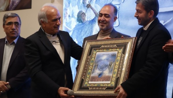 مدارس خیر ساز استان اصفهان به سیستم انرژی خورشیدی مجهز میشوند
