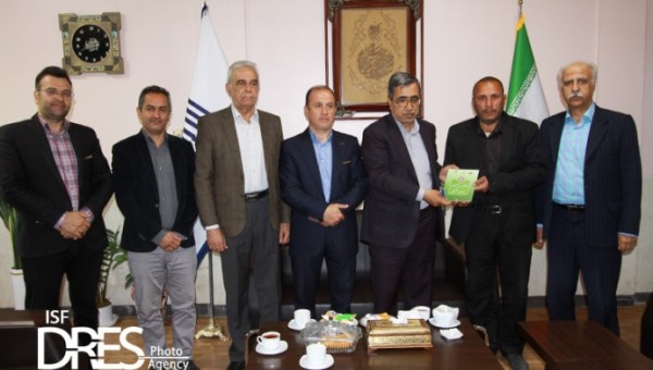 ساخت مدرسه دخترانه ۶ کلاسه در اصفهان