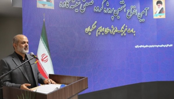 مدرسه ۱۸ کلاسه خیرساز نیکان۸ را در شهرستان ساوه افتتاح شد