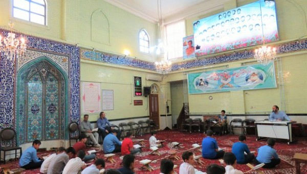 دارالقرآن دانش آموزی شهرستان رزن ساخته میشود