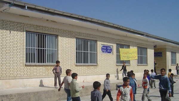 امسال خیرین استان اصفهان 44 مدرسه ساخته اند