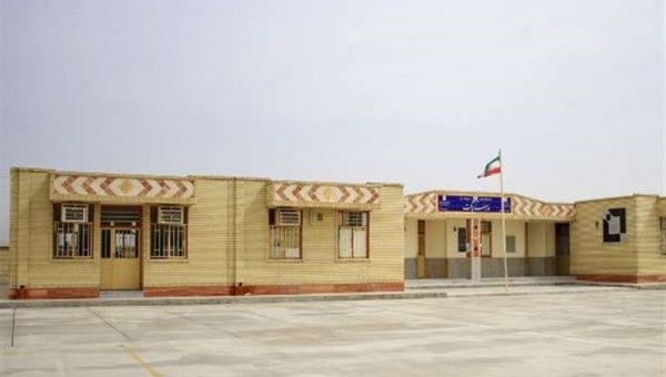 خیرین ۴۰۰ میلیارد ریال برای مدرسهسازی در یزد هزینه کردند