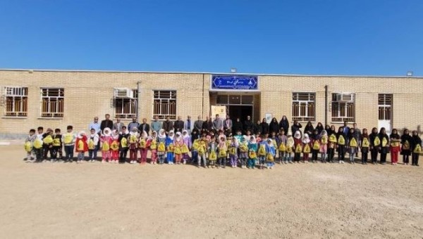 بهره برداری از 2 مدرسه بنیاد قلمچی در روستاهای مکسر و چیچالی خوزستان