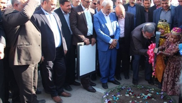 آغاز عملیات اجراپی آموزشگاه ۱۸ کلاسه خیرساز در کرمان توسط وزیر آموزش و پرورش